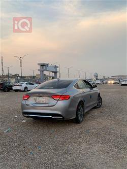 Chrysler 200